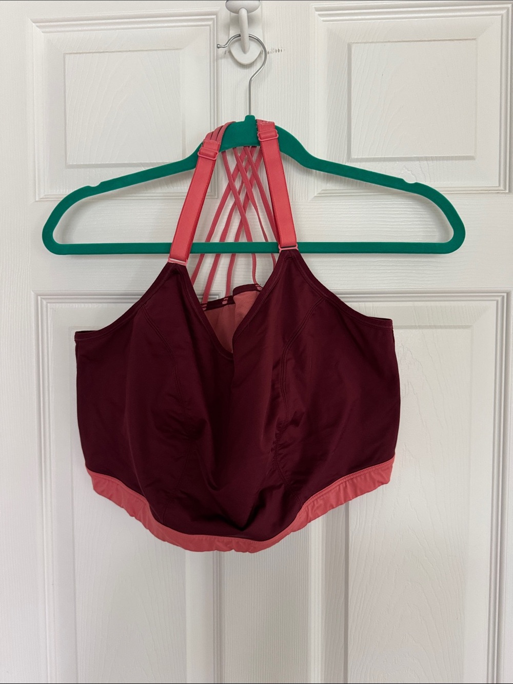 Livi Strappy Sports Bra
